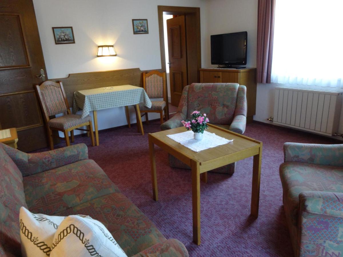 Haus Schoenblick Seefeld in Tirol Kamer foto